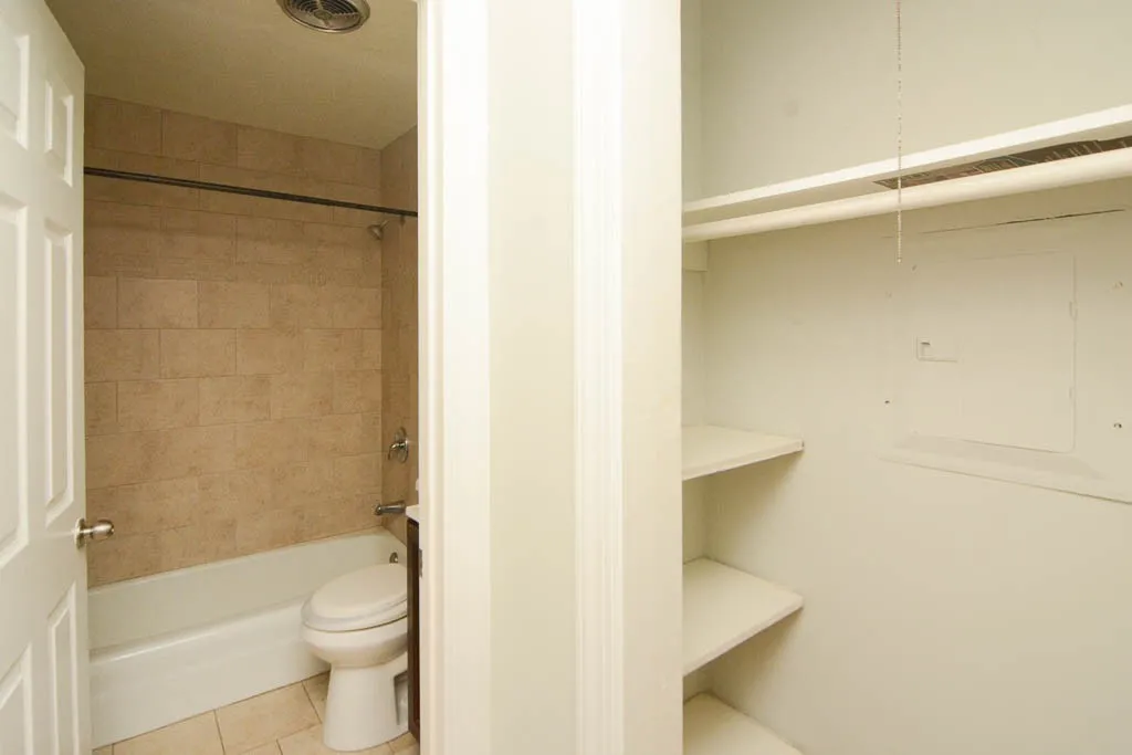 445 W Barry Ave, ,  60657, USA 60657-unit#316-Chicago-IL