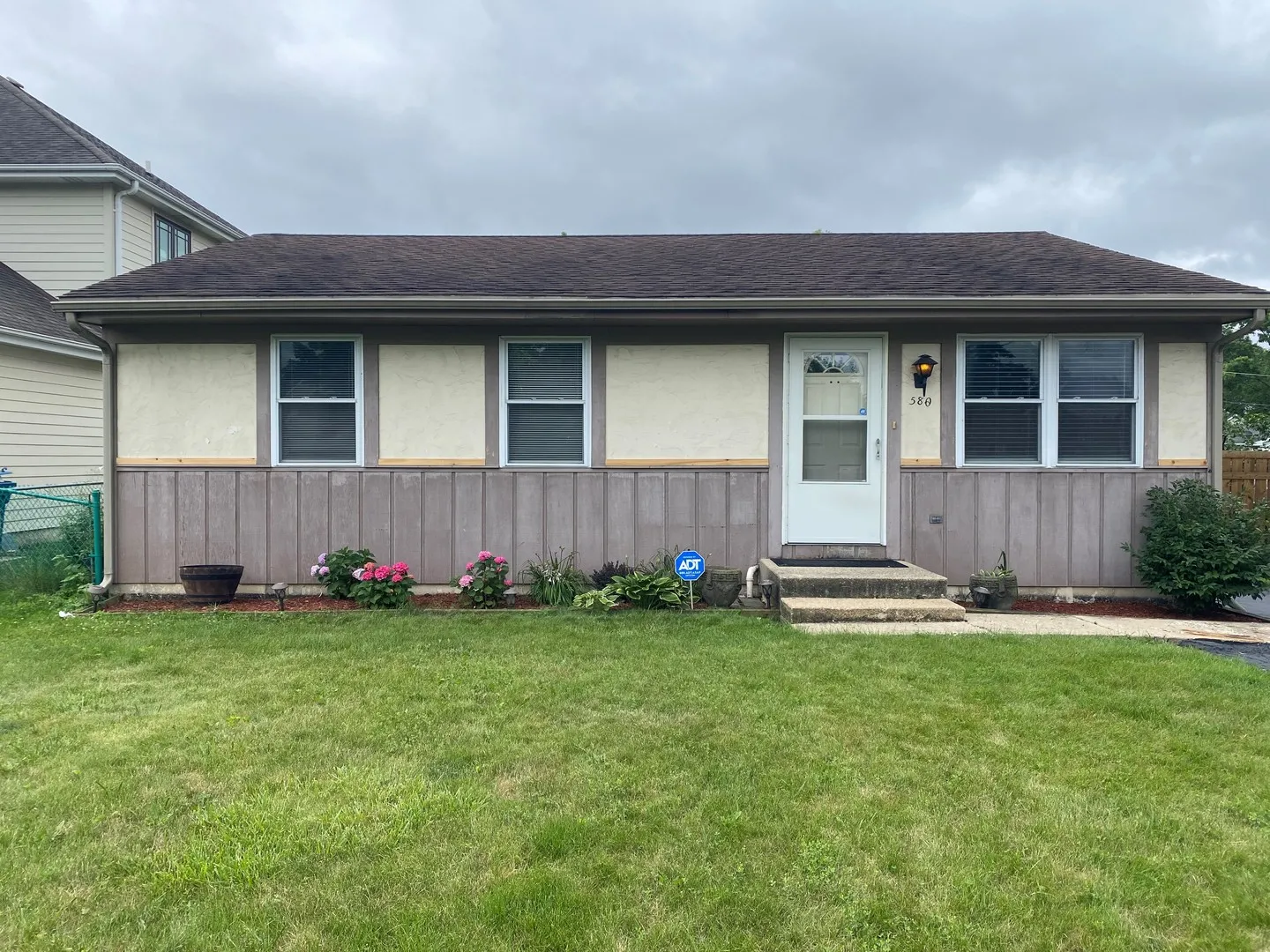 580 Comstock Ave, , 60126, USA 60126-unit#580-Elmhurst-IL