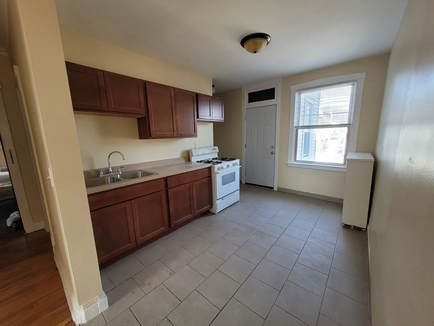 5458 W Byron St, ,  60641, USA 60641-unit#1-Chicago-IL