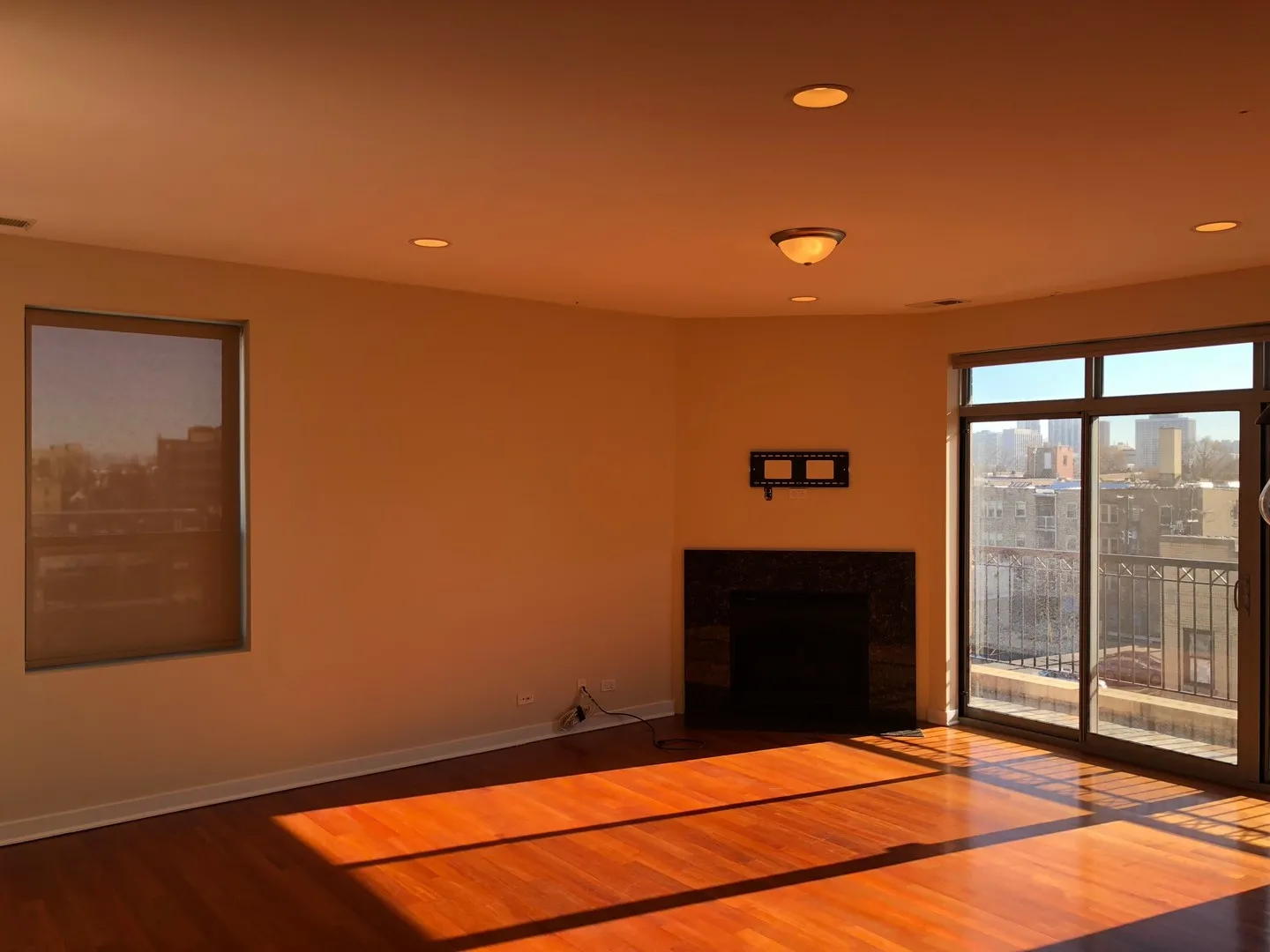 6957 N Greenview Ave, , 60626, USA 60626-unit#4B-Chicago-IL