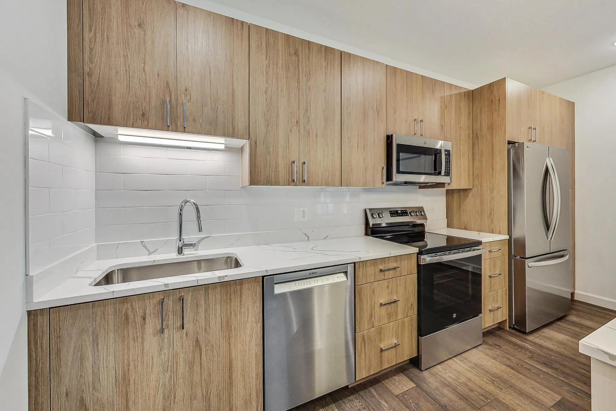 6122 S University Ave, ,  60637, USA 60637-unit#103-Chicago-IL