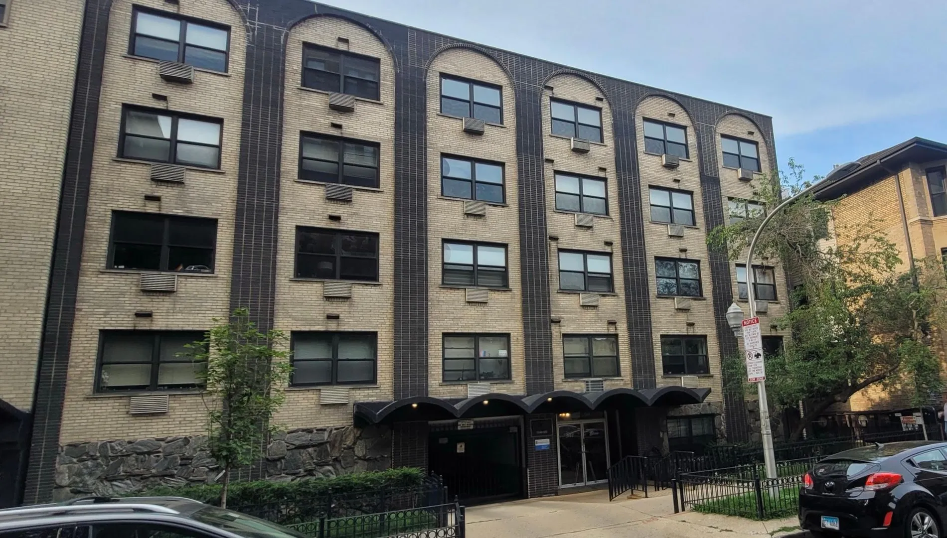 521 W Briar Pl, , 60657, USA 60657-unit#407-Chicago-IL