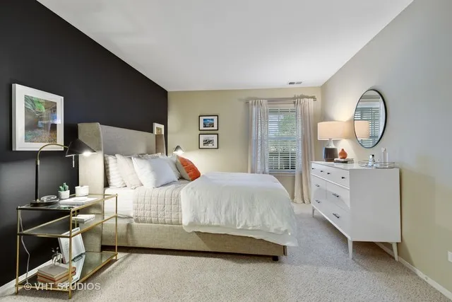 1630 Lincoln Meadows Cir, , 60173, USA 60173-unit#1630-Schaumburg-IL