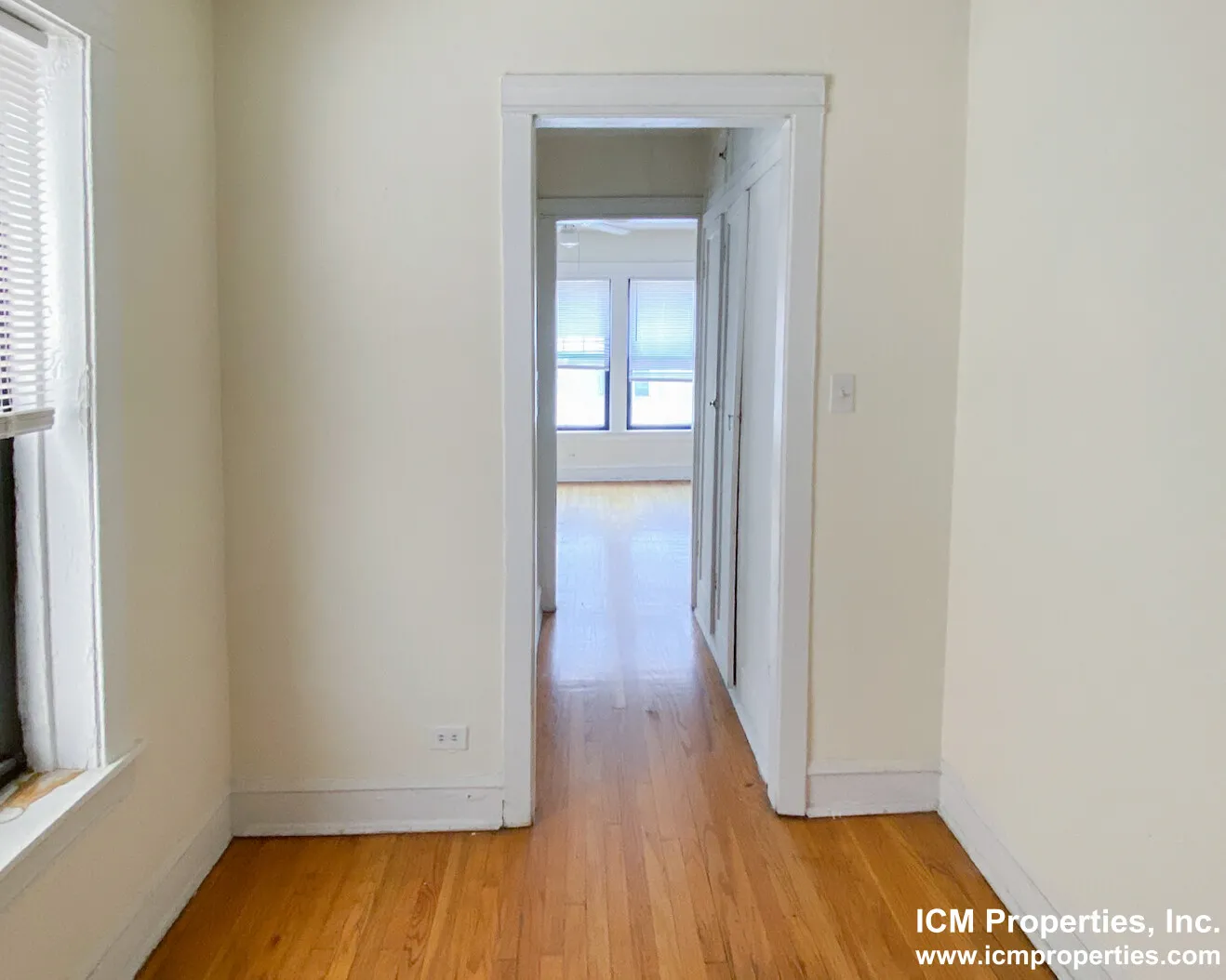 512 W Cornelia Ave, ,  60657, USA 60657-unit#512-302-Chicago-IL