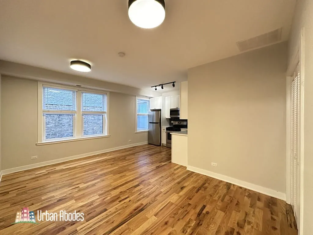 656 W Wrightwood Ave, ,  60614, USA 60614-unit#303-Chicago-IL