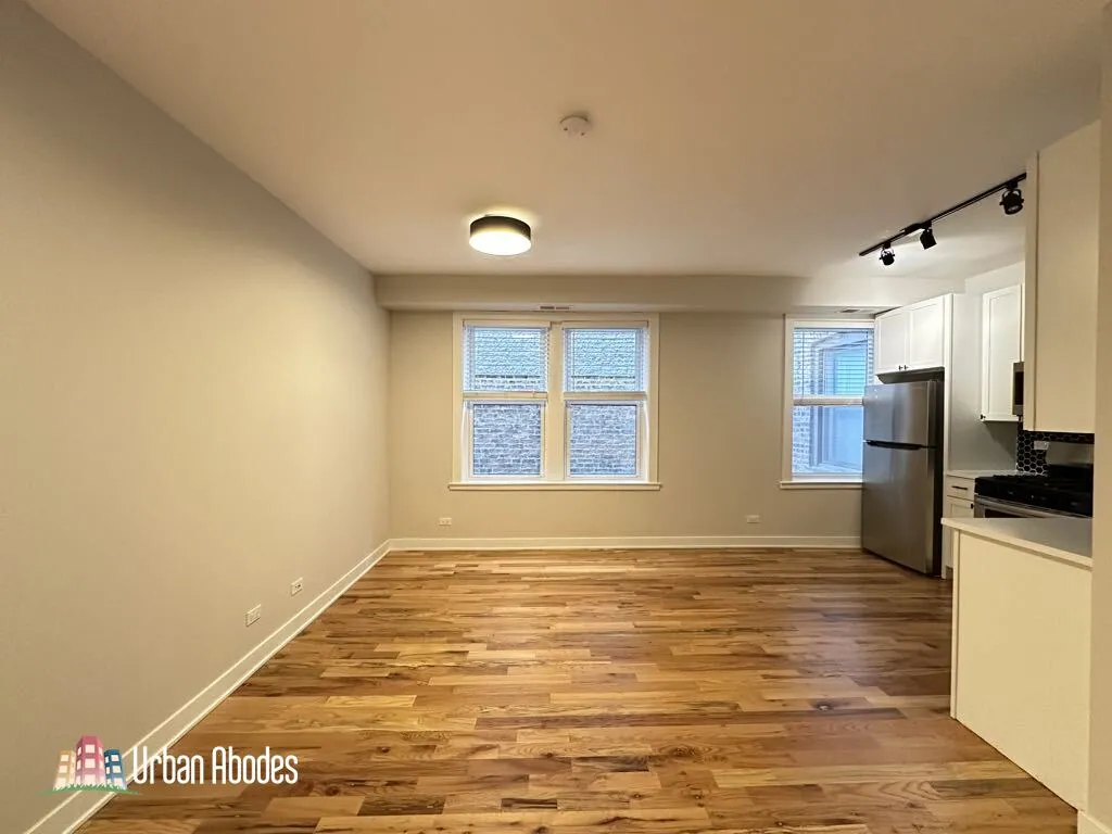 656 W Wrightwood Ave, ,  60614, USA 60614-unit#303-Chicago-IL