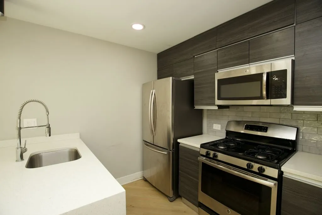 944 W Grace St, ,  60613, USA 60613-unit#G102-Chicago-IL