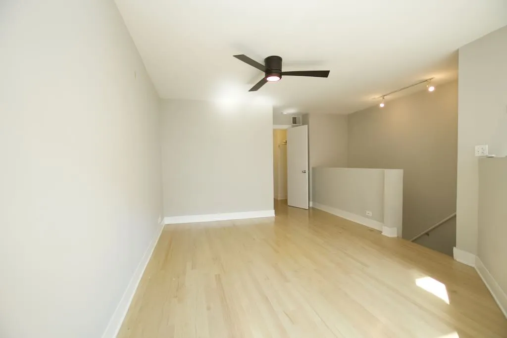 944 W Grace St, ,  60613, USA 60613-unit#G102-Chicago-IL