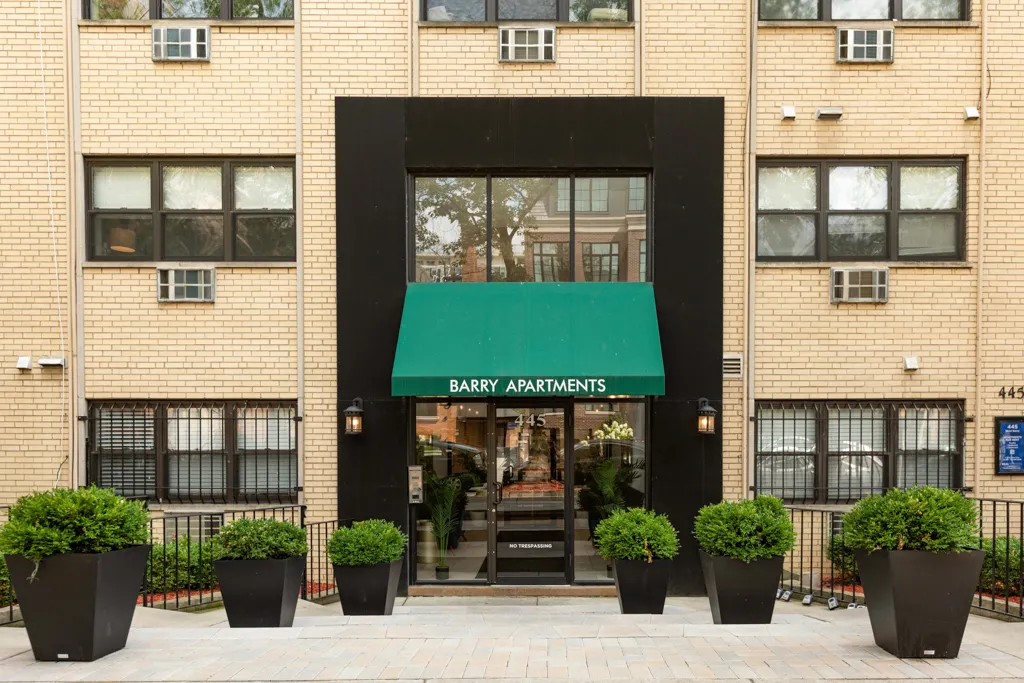 445 W Barry Ave, , 60657, USA 60657-unit#528-Chicago-IL
