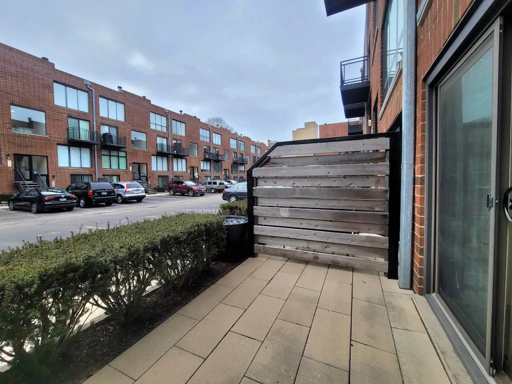 944 W Grace St, ,  60613, USA 60613-unit#E102-Chicago-IL