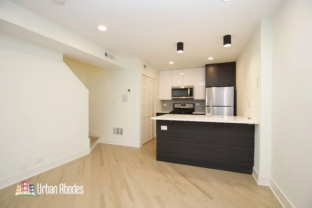 944 W Grace St, ,  60613, USA 60613-unit#G101-Chicago-IL