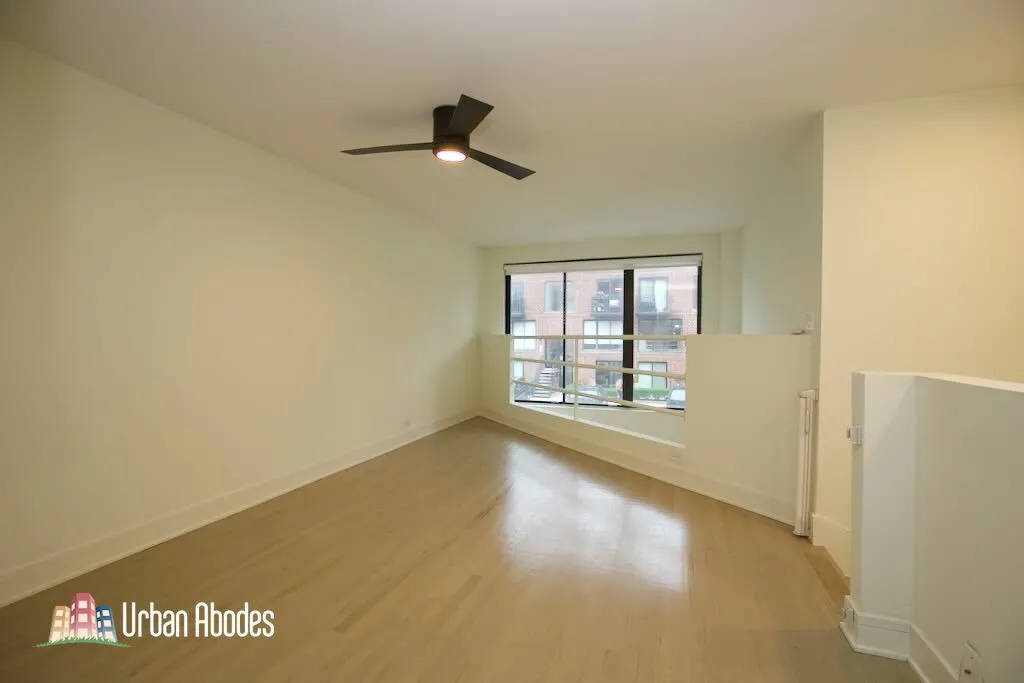 944 W Grace St, ,  60613, USA 60613-unit#G101-Chicago-IL