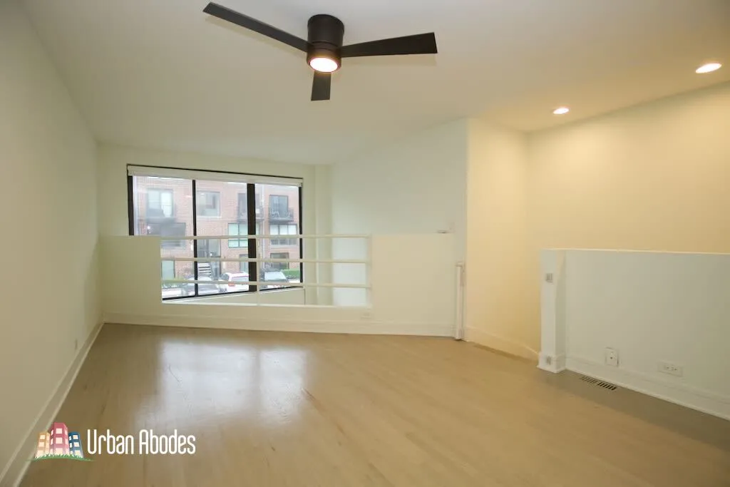 944 W Grace St, ,  60613, USA 60613-unit#G101-Chicago-IL