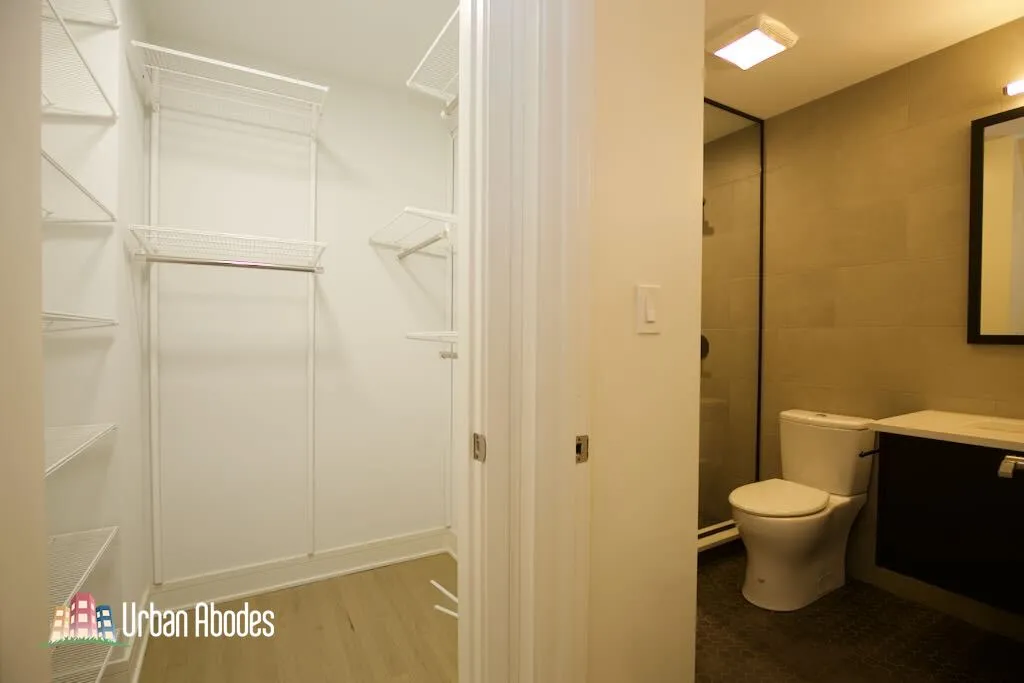 944 W Grace St, ,  60613, USA 60613-unit#G101-Chicago-IL