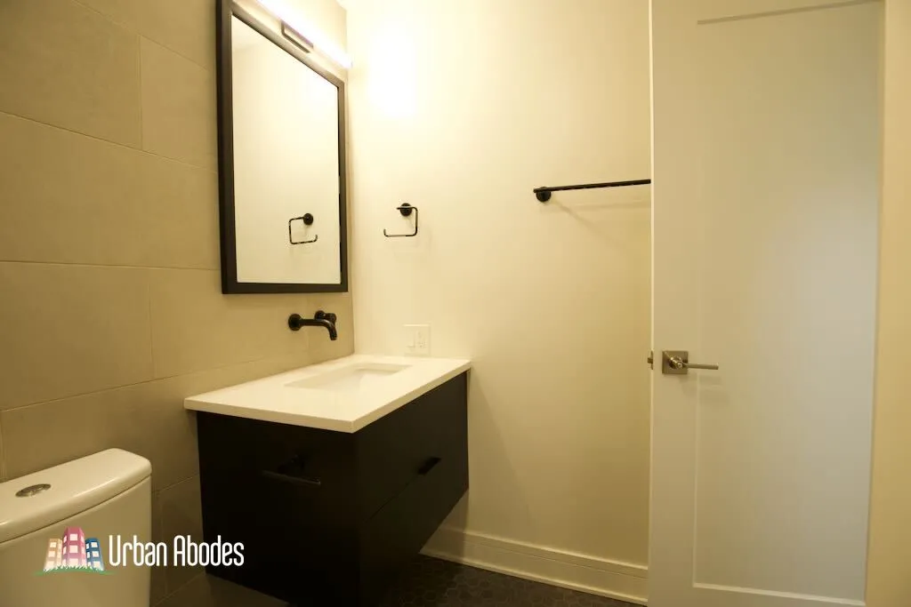 944 W Grace St, ,  60613, USA 60613-unit#G101-Chicago-IL