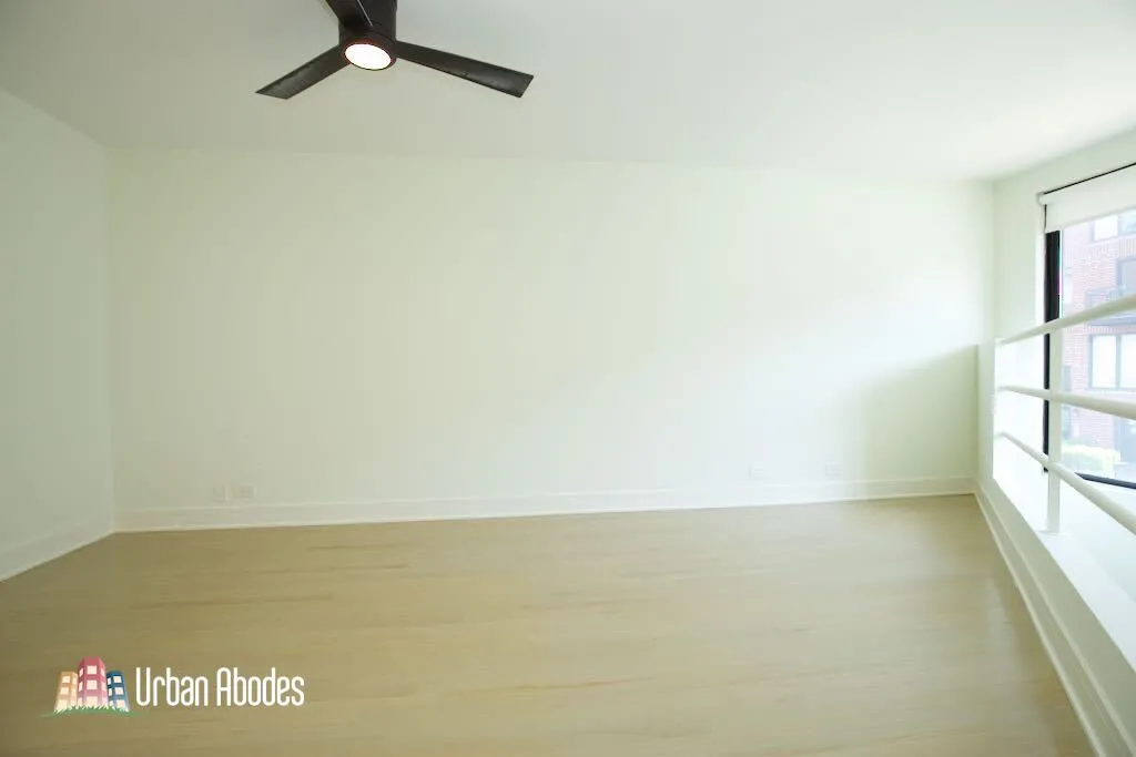 954 W Grace St, ,  60613, USA 60613-unit#G102-Chicago-IL