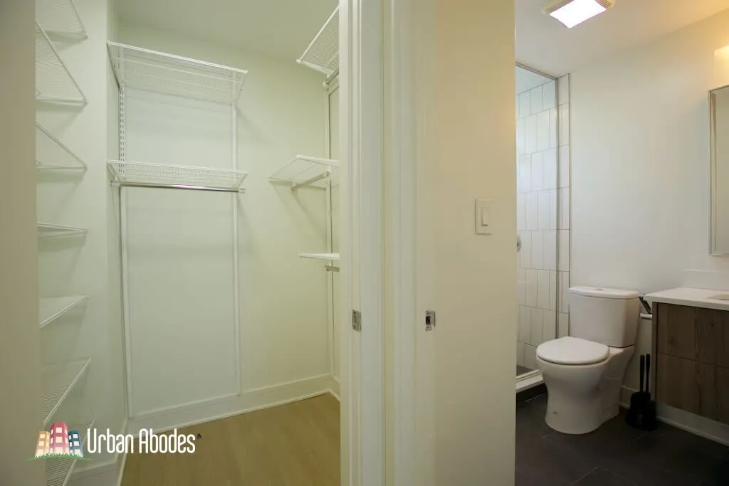 954 W Grace St, ,  60613, USA 60613-unit#G102-Chicago-IL