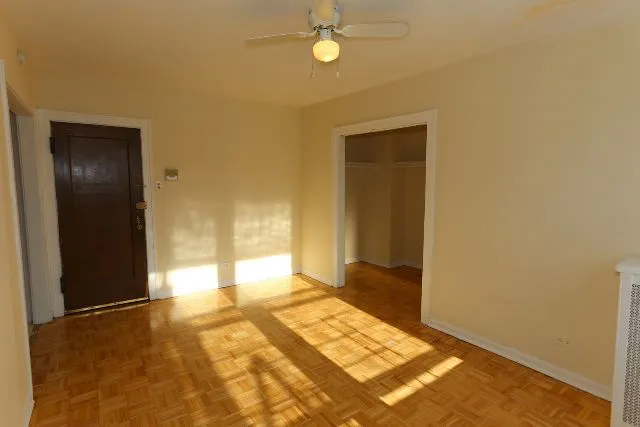 711 W Belmont Ave, ,  60657, USA 60657-unit#211-Chicago-IL