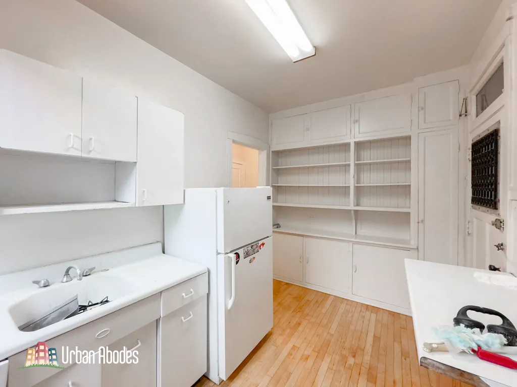 Evanston,  60201, USA 60201-unit#3J-Chicago-IL