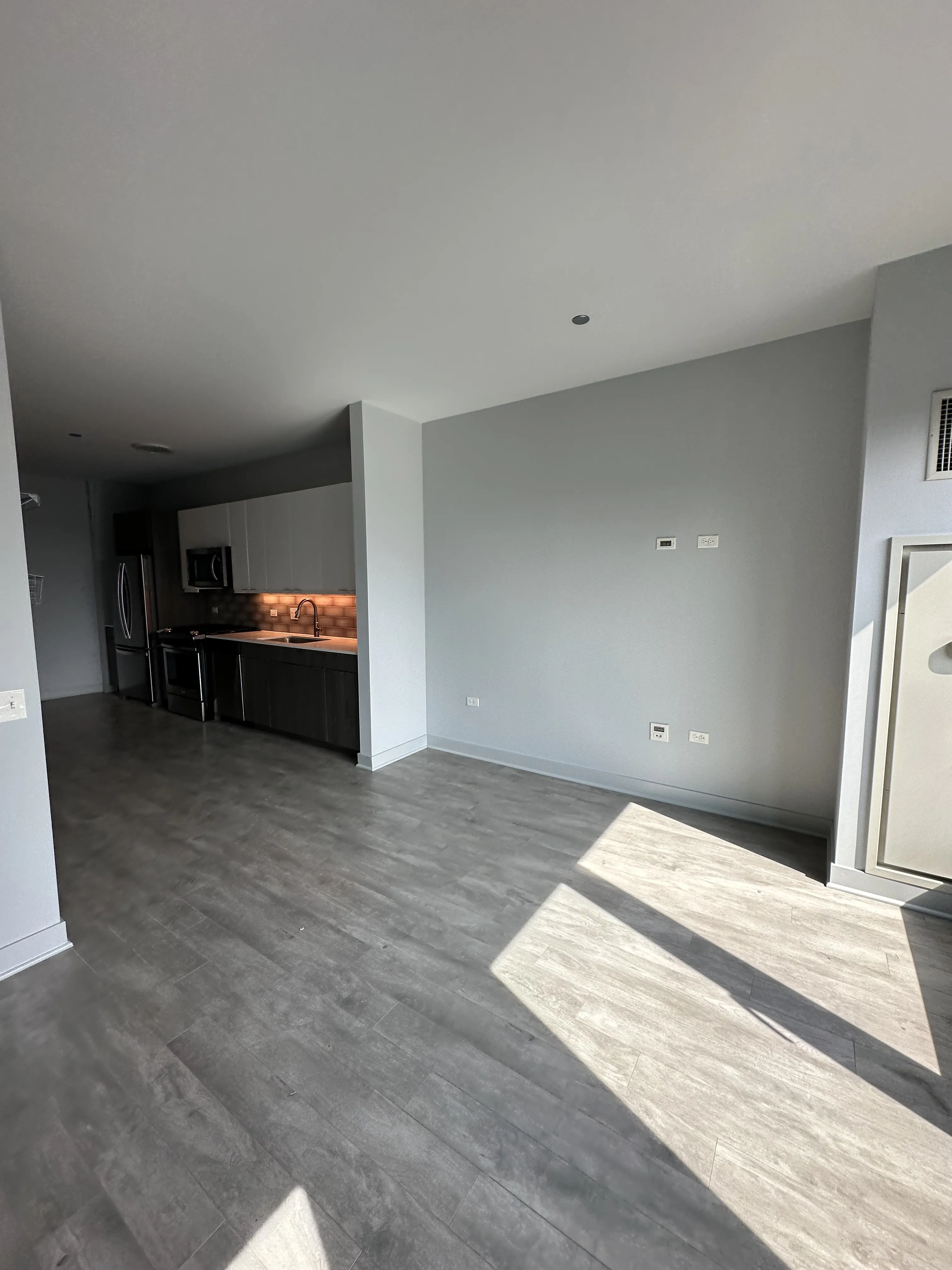 1025 W Addison St, , 60613, USA 60613-unit#830-Chicago-IL