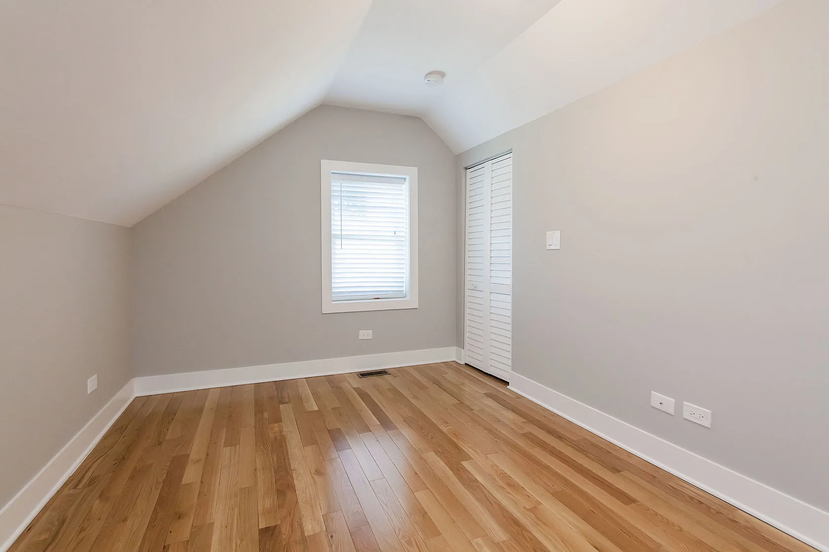 1614 N Cleveland Ave, ,  60614, USA 60614-unit#CH-Chicago-IL