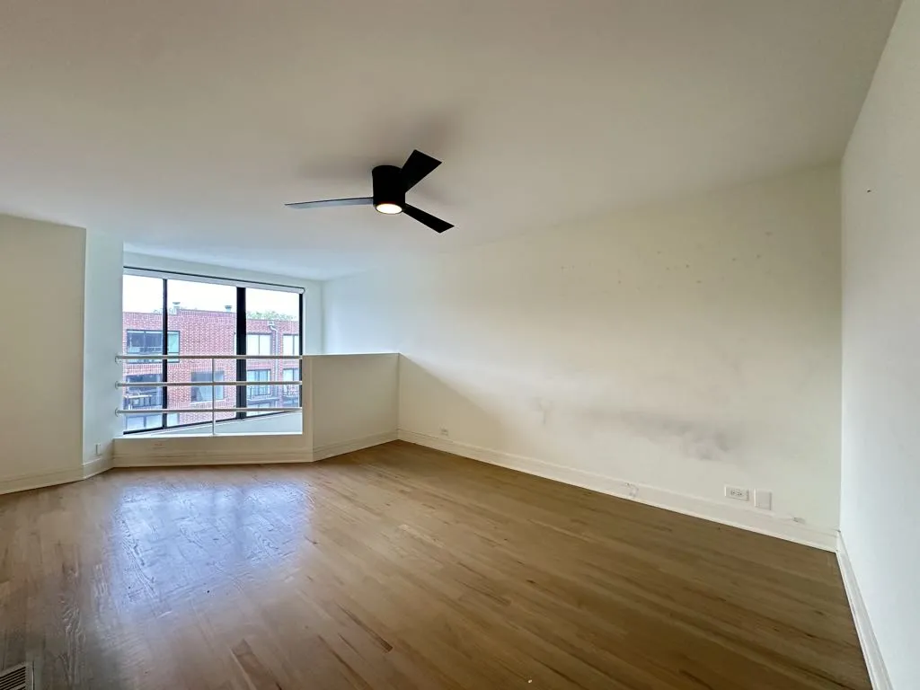 944 W Grace St, ,  60613, USA 60613-unit#C202-Chicago-IL