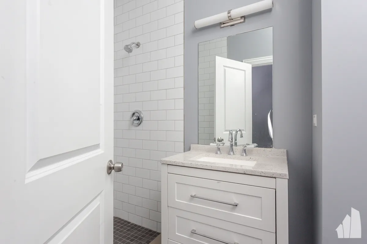 5130 S Greenwood Ave, ,  60615, USA 60615-unit#2S-Chicago-IL