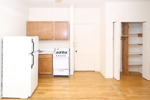 1050 W George St, , 60657, USA 60657-unit#105-Chicago-IL