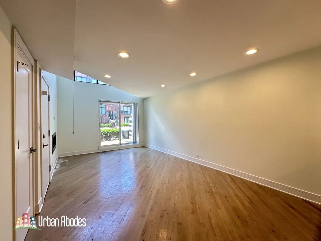 944 W Grace St, , 60613, USA 60613-unit#B102-Chicago-IL