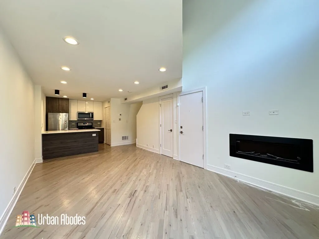 944 W Grace St, , 60613, USA 60613-unit#B102-Chicago-IL