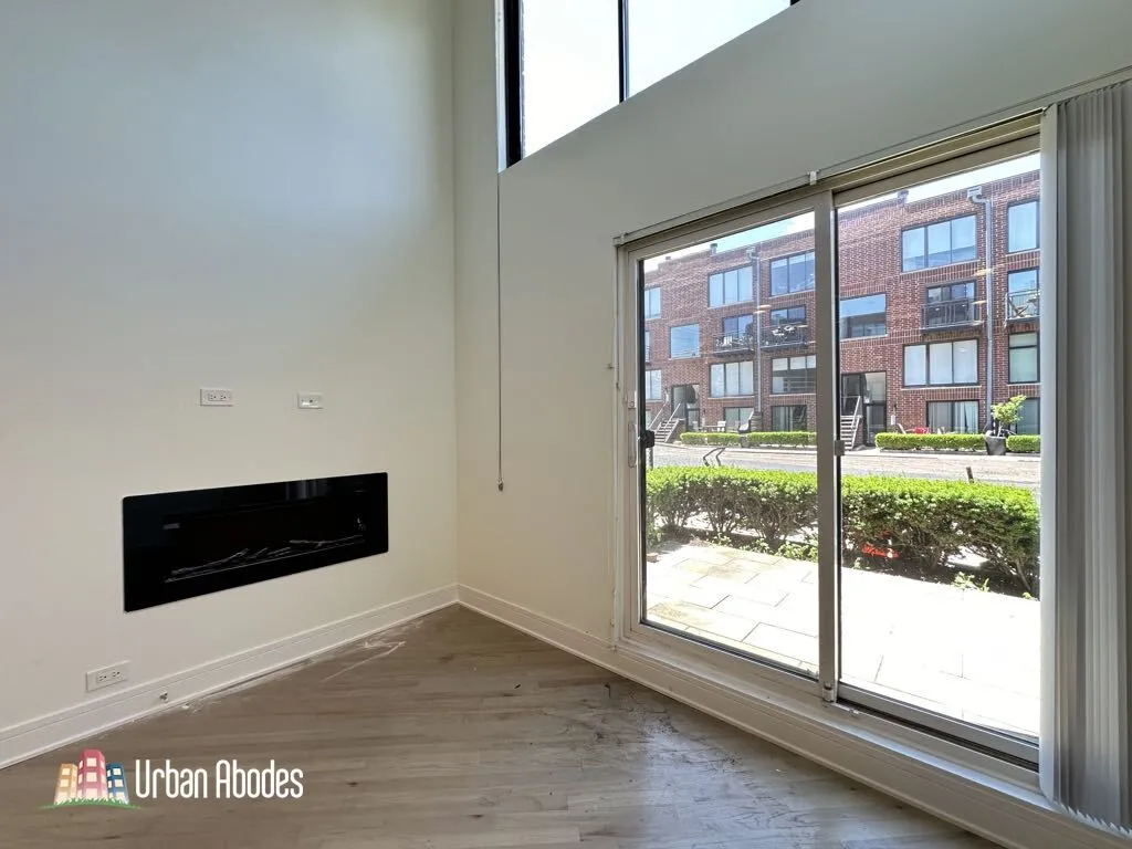 944 W Grace St, , 60613, USA 60613-unit#B102-Chicago-IL