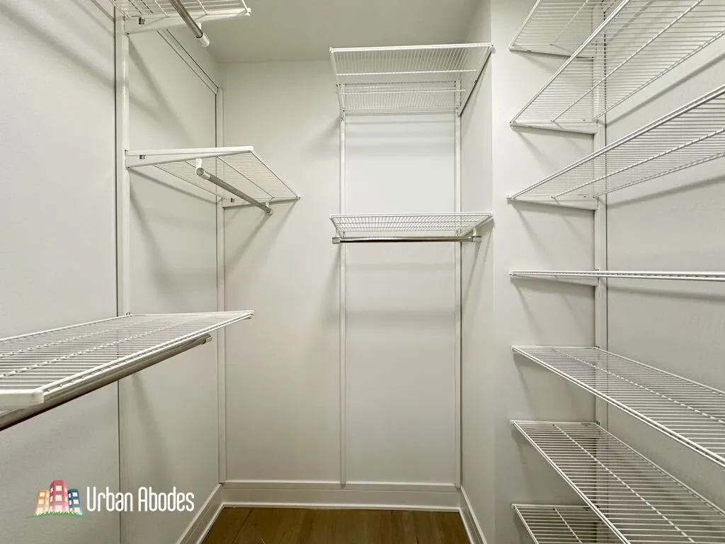 944 W Grace St, , 60613, USA 60613-unit#B102-Chicago-IL