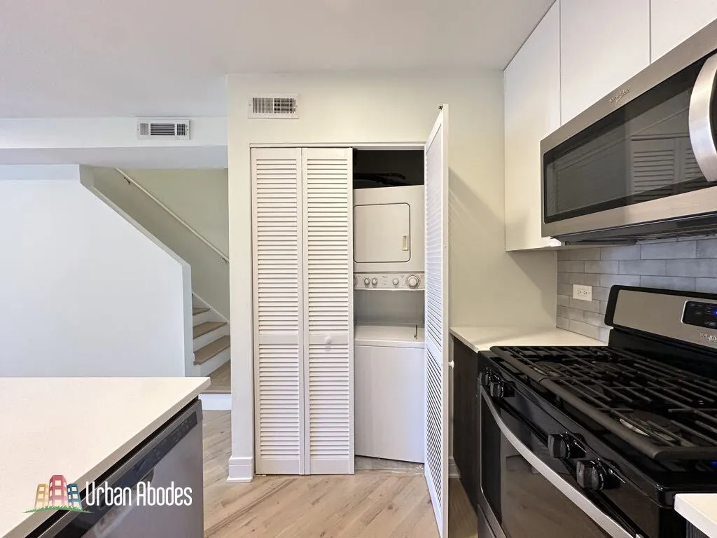 954 W Grace St, , 60613, USA 60613-unit#J202-Chicago-IL