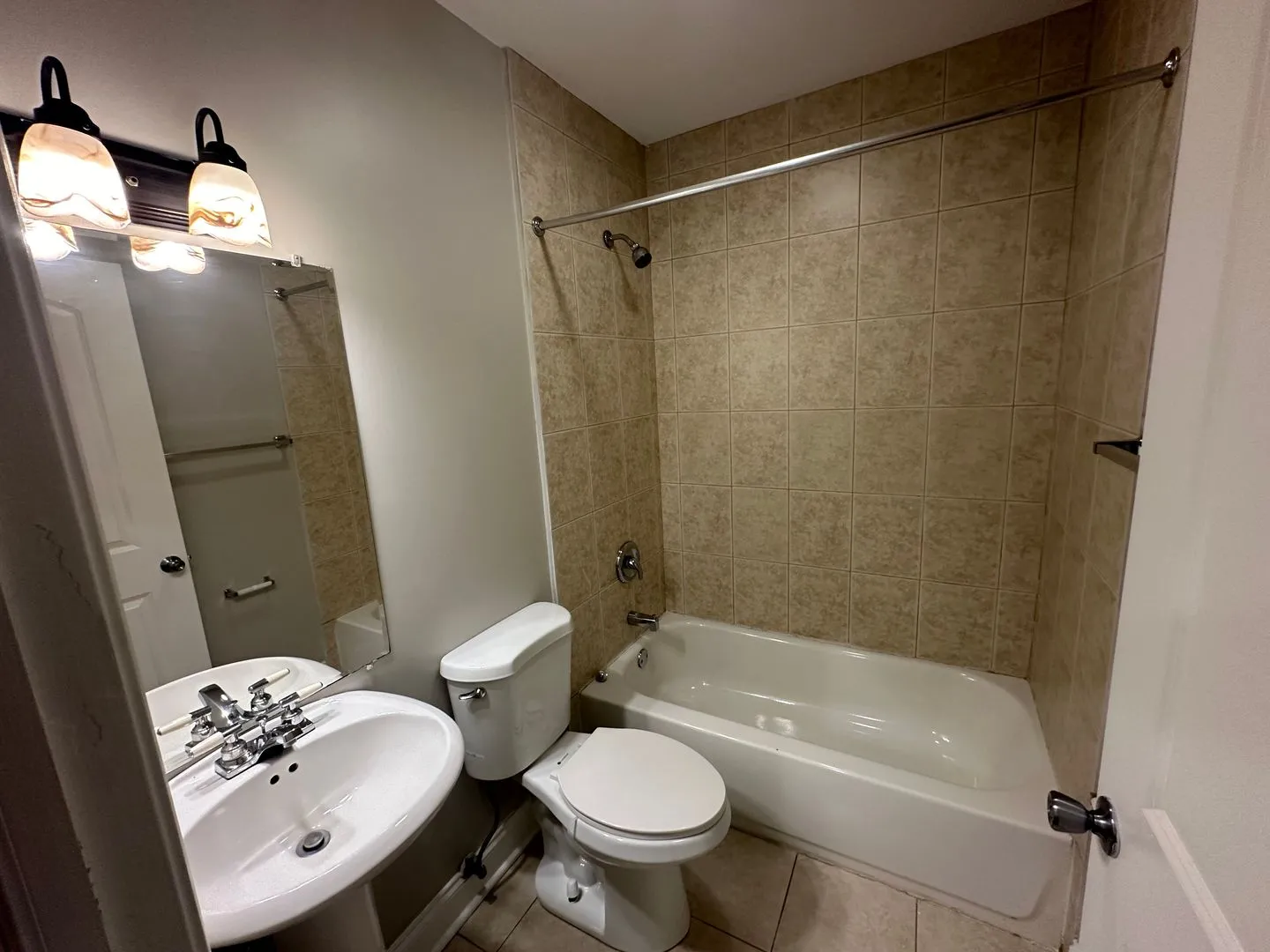 3641 W Leland Ave, ,  60625, USA 60625-unit#2-Chicago-IL