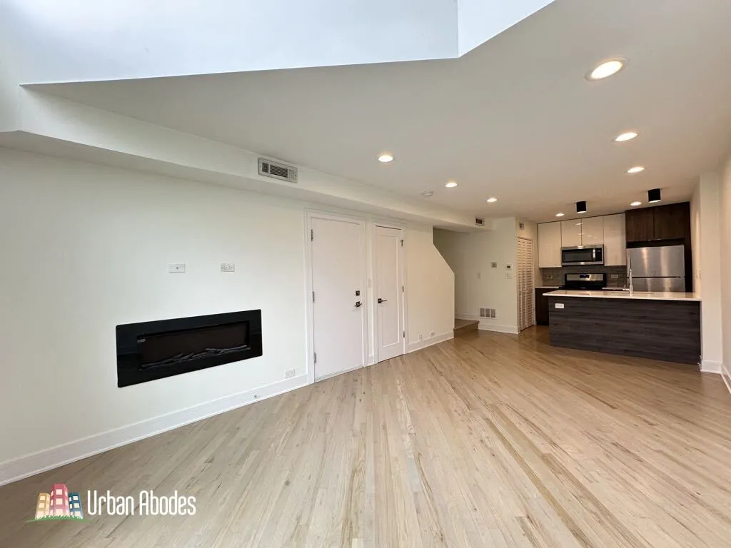 944 W Grace St, , 60613, USA 60613-unit#i201-Chicago-IL