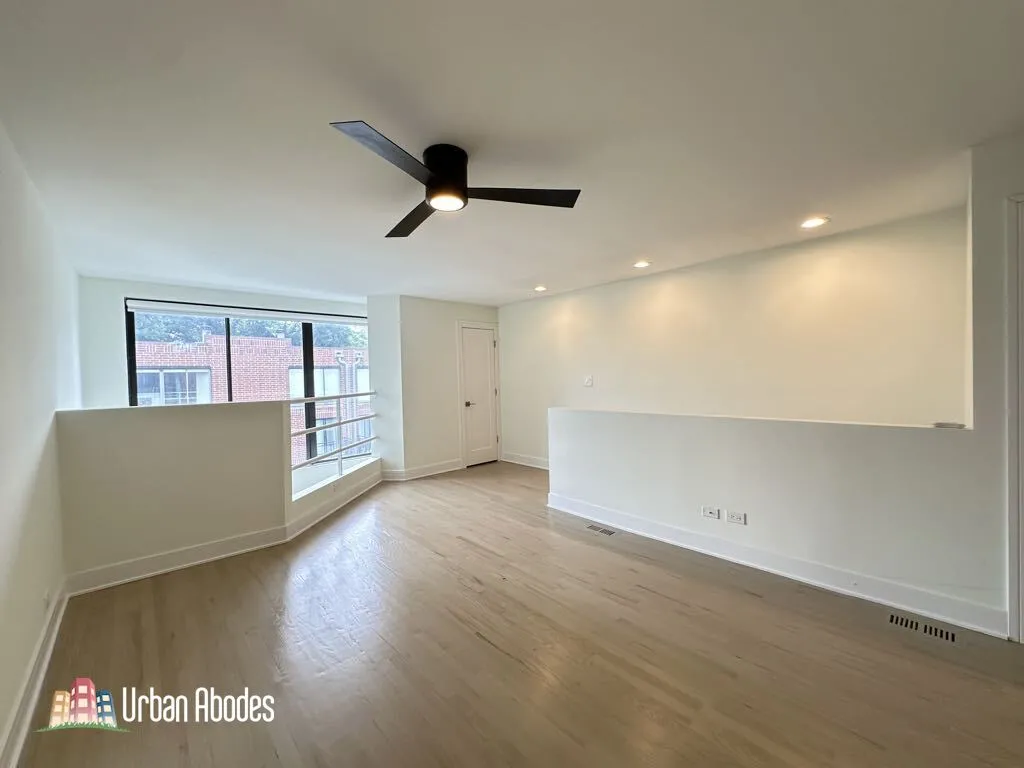 944 W Grace St, , 60613, USA 60613-unit#i201-Chicago-IL