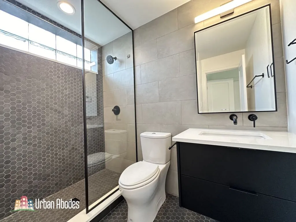 944 W Grace St, , 60613, USA 60613-unit#i201-Chicago-IL