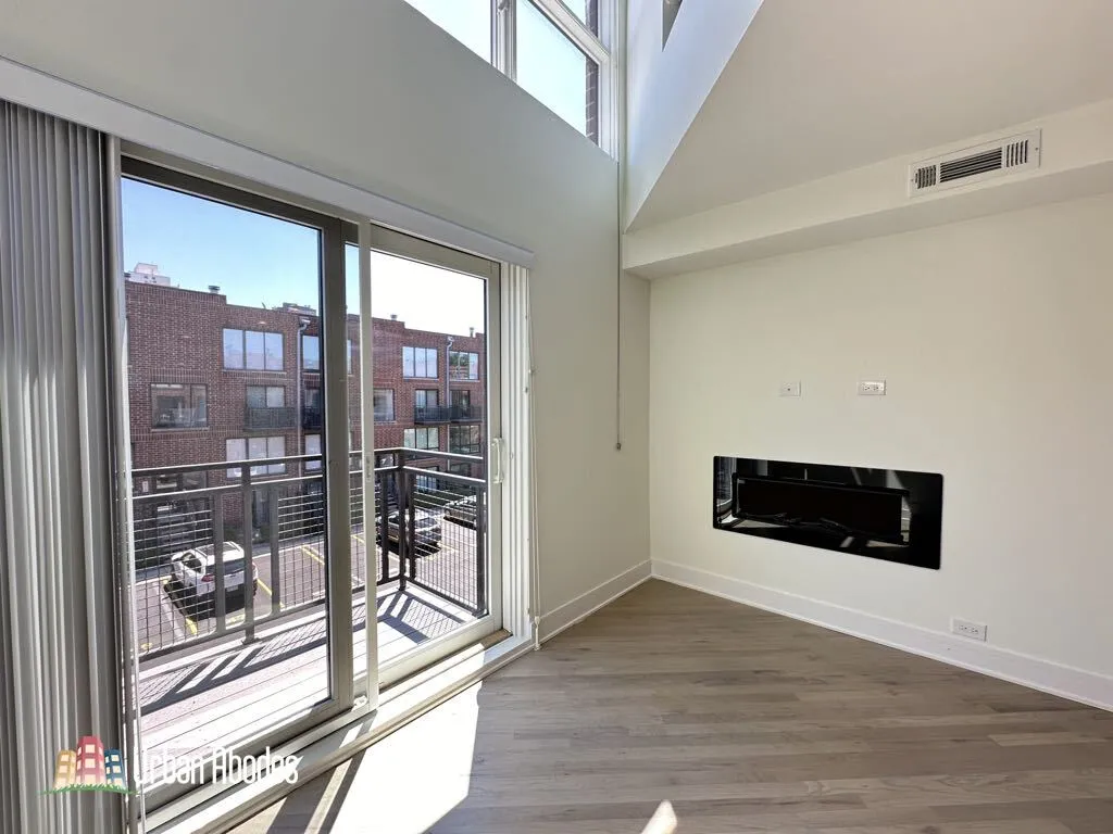 954 W Grace St, ,  60613, USA 60613-unit#E202-Chicago-IL