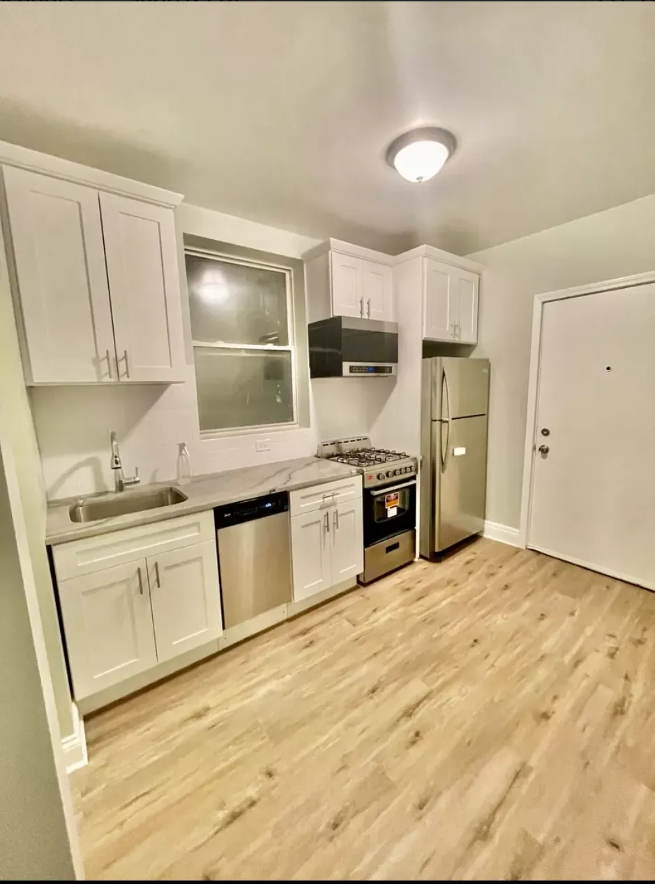 3720 N Clark St, ,  60613, USA 60613-unit#2-Chicago-IL