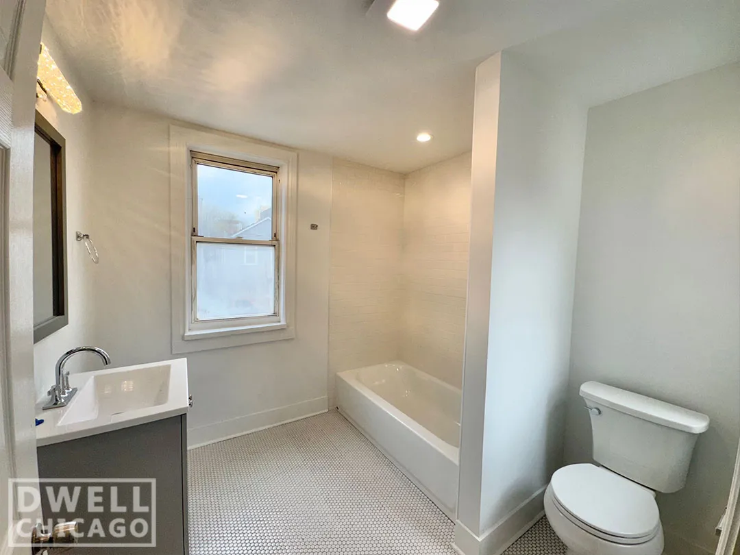 1546 W Walton St, ,  60642, USA 60642-unit#2R-Chicago-IL