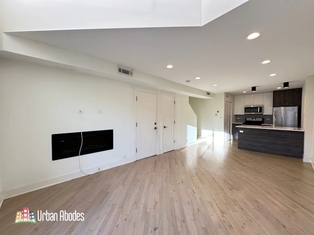 944 W Grace St, ,  60613, USA 60613-unit#F201-Chicago-IL