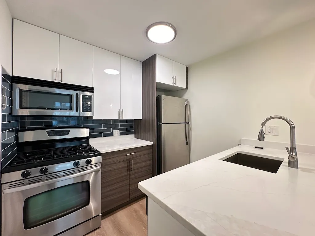 954 W Grace St, , 60613, USA 60613-unit#E102-Chicago-IL