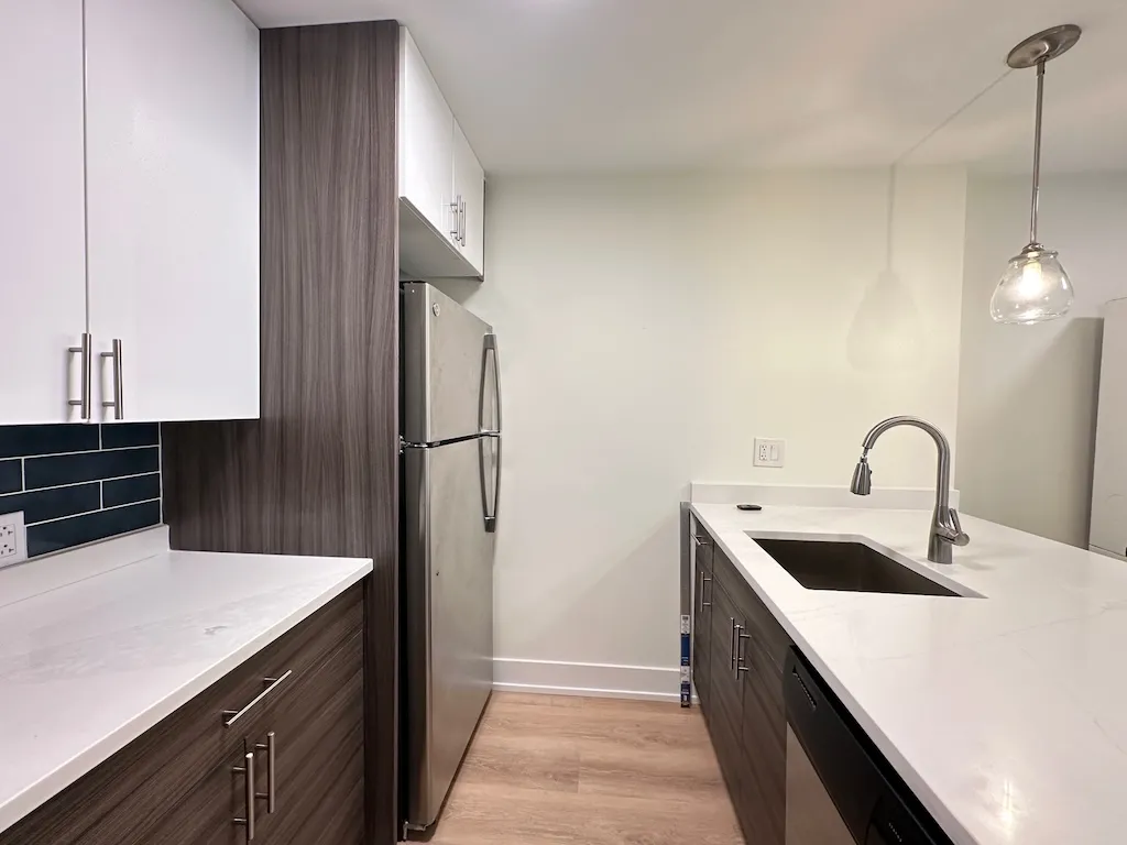 954 W Grace St, , 60613, USA 60613-unit#E102-Chicago-IL