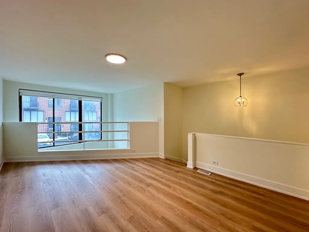 954 W Grace St, , 60613, USA 60613-unit#E102-Chicago-IL