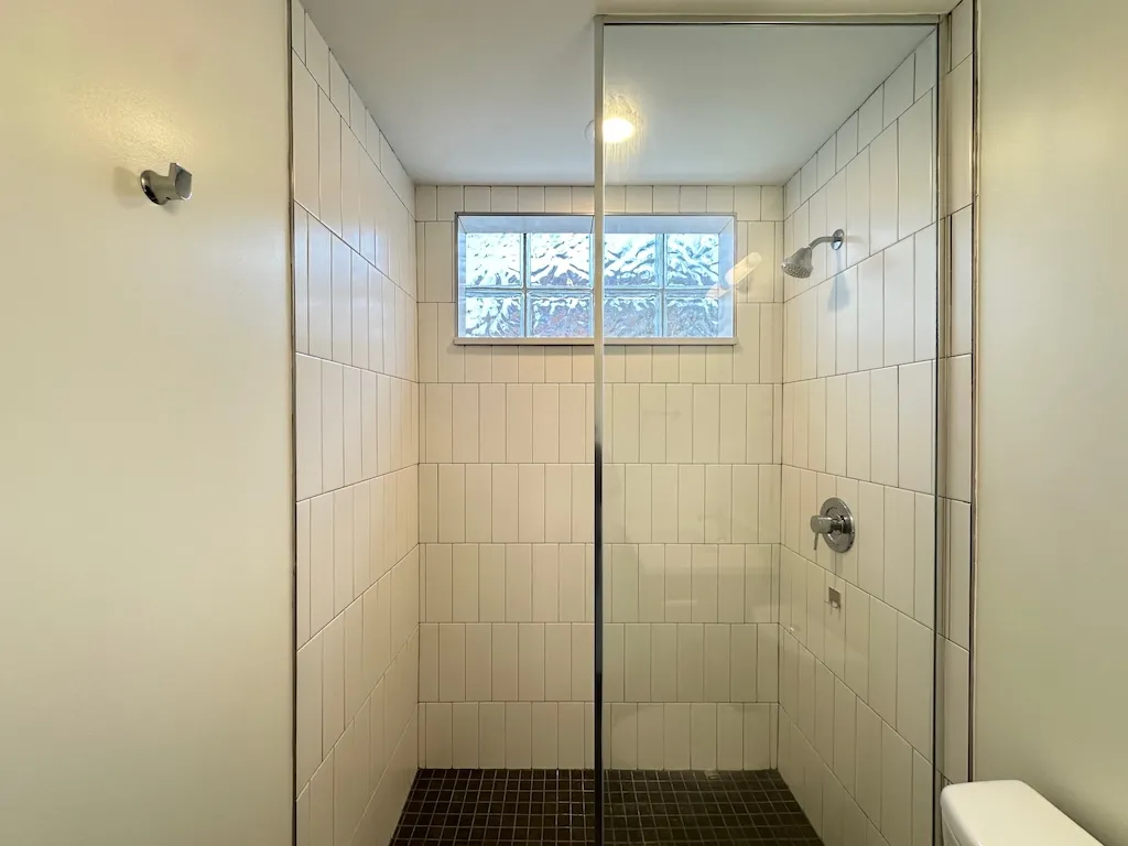 954 W Grace St, , 60613, USA 60613-unit#E102-Chicago-IL