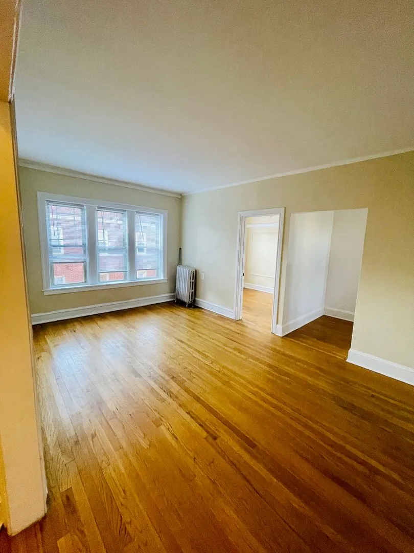 1331 W Touhy Ave, ,  60626, USA 60626-unit#3N-Chicago-IL