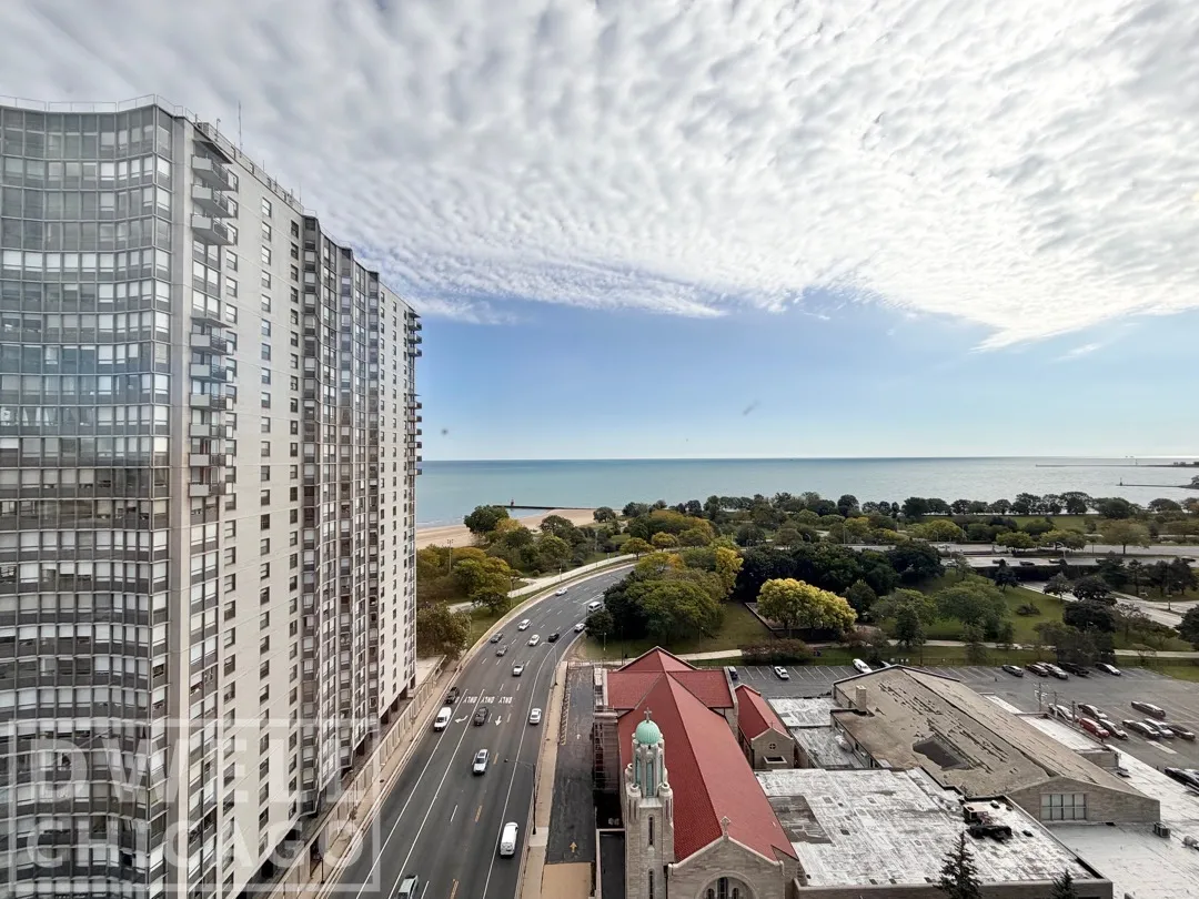 5650 N Sheridan Rd, ,  60660, USA 60660-unit#19A-Chicago-IL