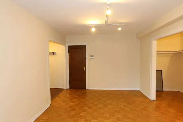 739 W Belmont Ave, ,  60657, USA 60657-unit#115-Chicago-IL