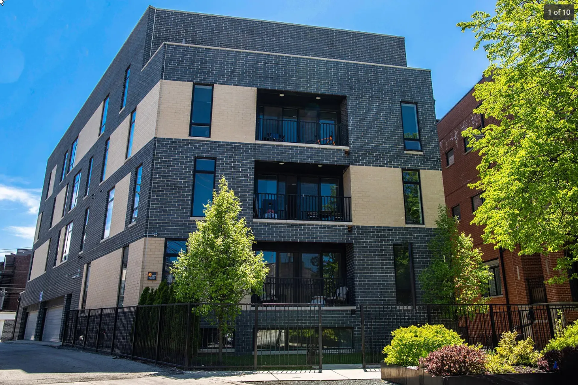 1045 W Cornelia Ave, , 60657, USA 60657-unit#402-Chicago-IL