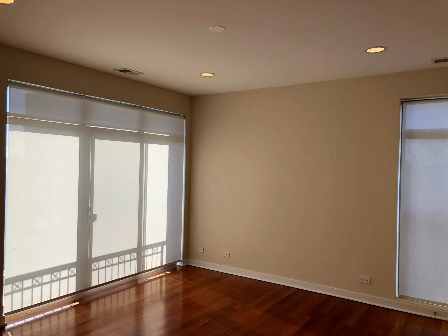 6957 N Greenview Ave, , 60626, USA 60626-unit#4B-Chicago-IL